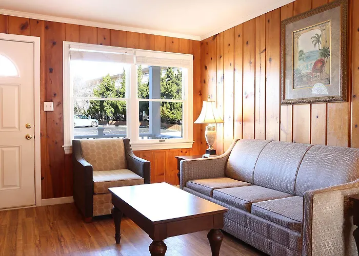 Surf Aparthotel